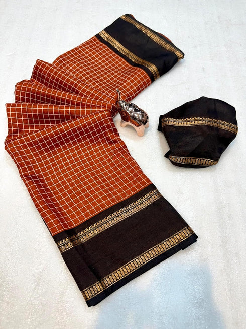 Vasthrlay Linning Weaving Pattern