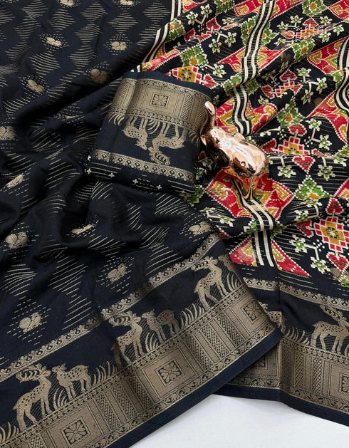 Vasthrlay Bandhani Kanjivaram Weaving