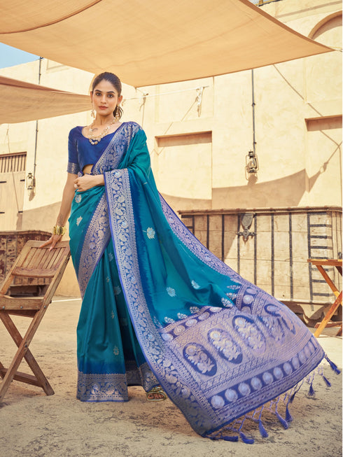 Vasthrlay Kanjivaram Unstitched Saree