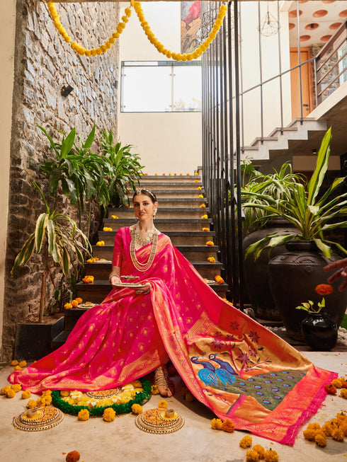 Vasthrlay Paithani Saree