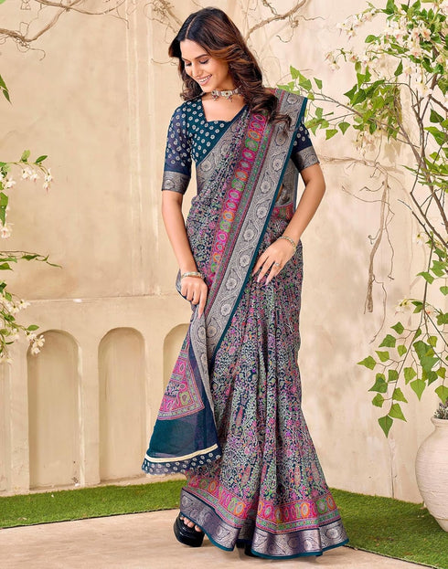 Vasthrlay Georgette Printed Unstitched Red Saree