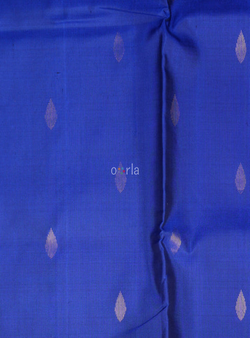 Prakruthi Ezhil Royal Blue & Maroon Long Border Handloom Soft Silk Saree