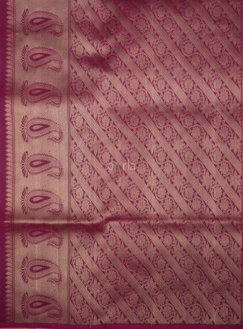 Prakruthi Mughizh Forest Green & Violet Kanchi Border Handloom Soft Silk Saree