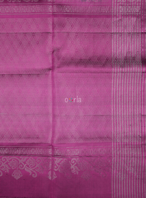 Prakruthi Mughizh Forest Green & Purple Check Handloom Soft Silk Saree
