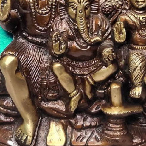 Tamas Brass Handcrafted Shiv Parivar Murti Statue / Idol with Antique Finish (Golden & Brown) (Pack of 1)