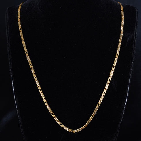 22 Carat Gold Plain Chain With Small Rectangle Links 8.43g by Mahita Collections