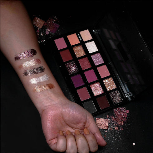 Flicka Game Of Colors Eyeshadow Palette | On First Thought