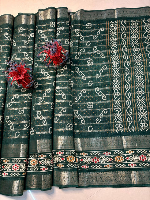Vasthrlay Tussar Bandhani Weaving