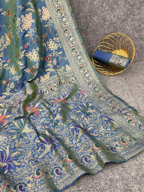 Vasthrlay Banarasi Woven Saree