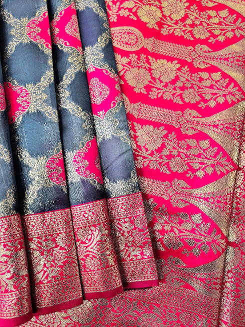 Vasthrlay Banarasi Weaving Contrast