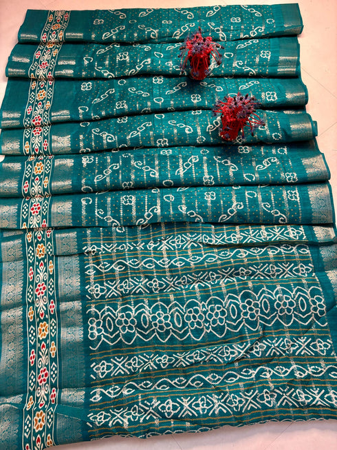 Vasthrlay Tussar Bandhani Weaving