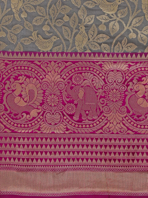 Vasthrlay Banarasi Weaving Saree