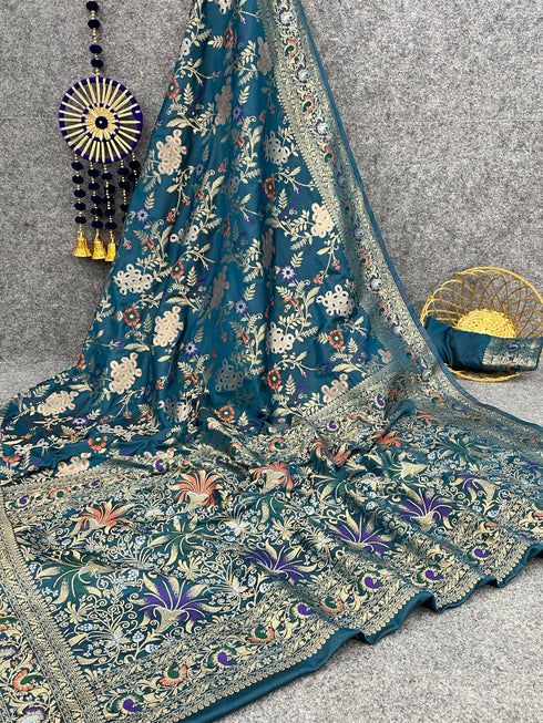 Vasthrlay Banarasi Woven Saree
