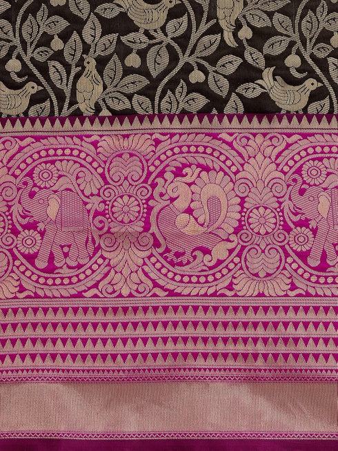 Vasthrlay Banarasi Weaving Saree