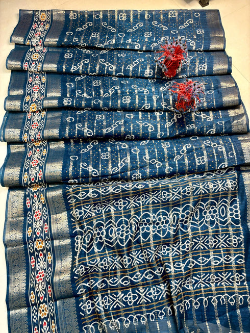 Vasthrlay Tussar Bandhani Weaving