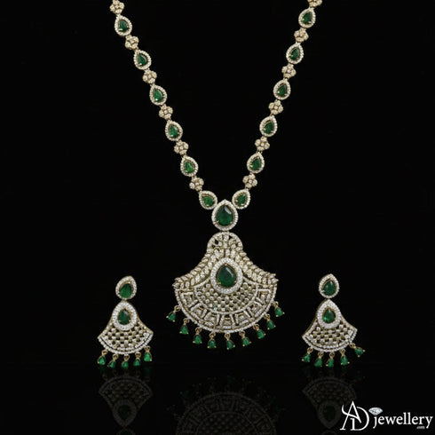 Emerald Necklace Set