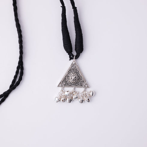 Samskara Home Vritika Metal Pendant Necklace