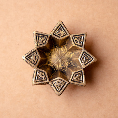 Samskara Home Nakshatra Brass Diya