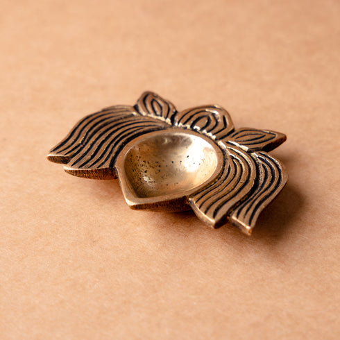 Samskara Home Pankaja Brass Diya