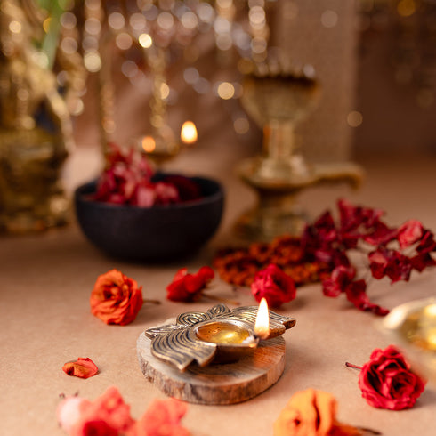 Samskara Home Pankaja Brass Diya