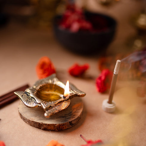 Samskara Home Lalit Brass Diya