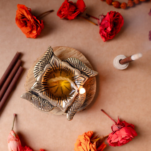 Samskara Home Lalit Brass Diya