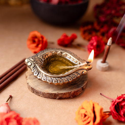 Samskara Home Saanjh Brass Diya