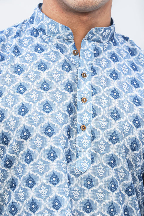 Veshbhoshaa Bluesaanchi Elegantly Casual Dark Blue Kurta Set