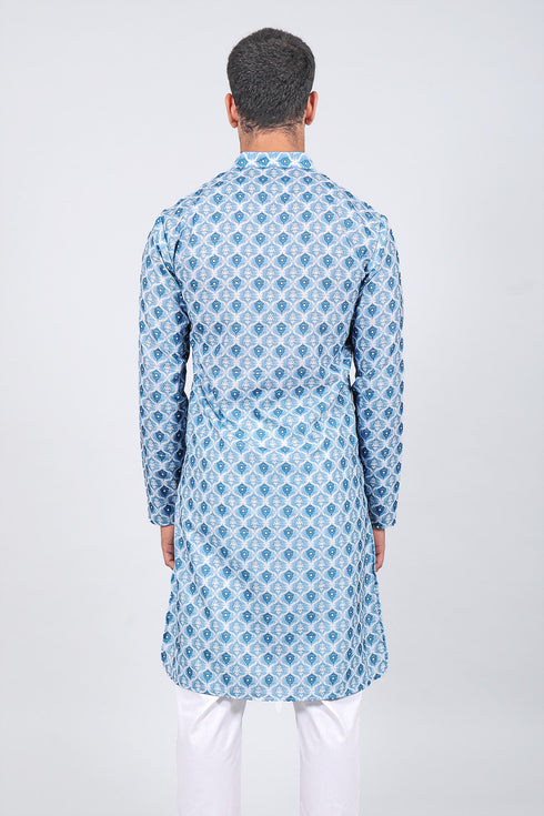 Veshbhoshaa Bluesaanchi Elegantly Casual Dark Blue Kurta Set