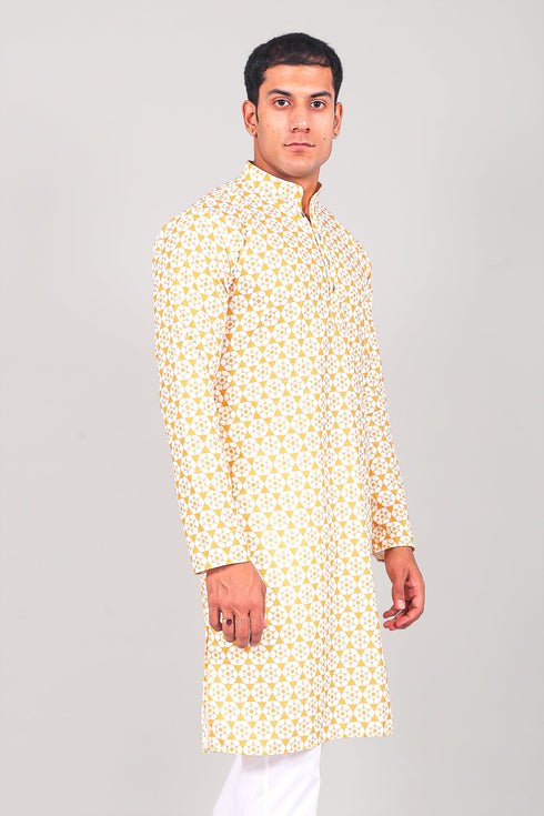 Veshbhoshaa Bluesaanchi Elegantly Casual Yellow Kurta Set