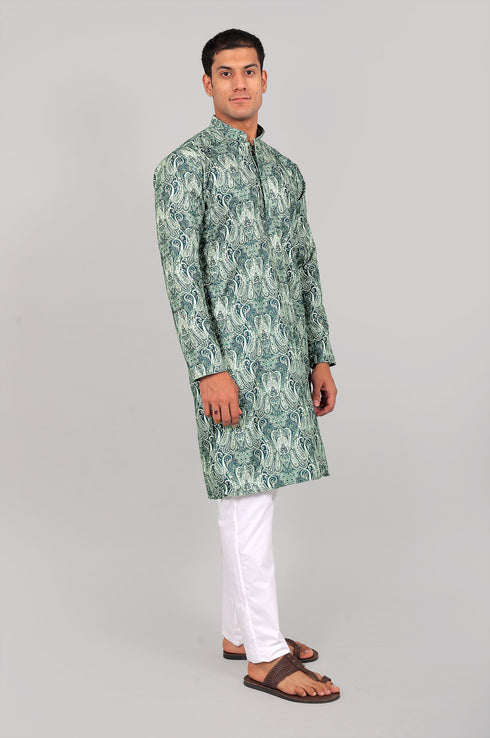 Veshbhoshaa Bluesaanchi Elegantly Casual Dark Green Flower Kurta Set