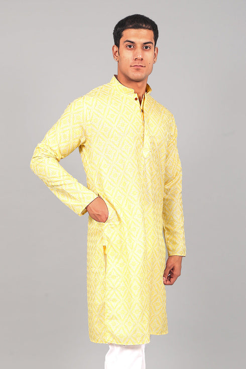 Veshbhoshaa Bluesaanchi Elegantly Casual Yellow Kurta Set