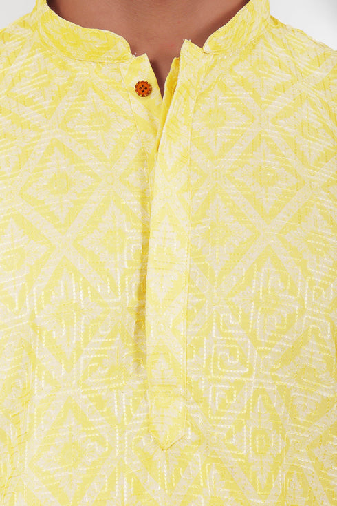 Veshbhoshaa Bluesaanchi Elegantly Casual Yellow Kurta Set