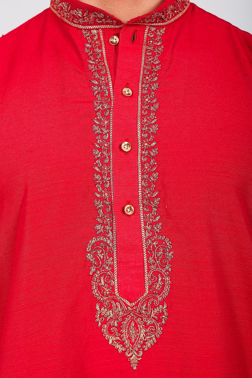 Veshbhoshaa Bluesaanchi Festive Embroidered Red Kurta Set