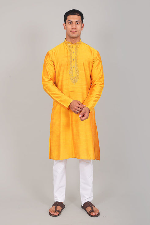 Veshbhoshaa Bluesaanchi Festive Embroidered Yellow Kurta Set