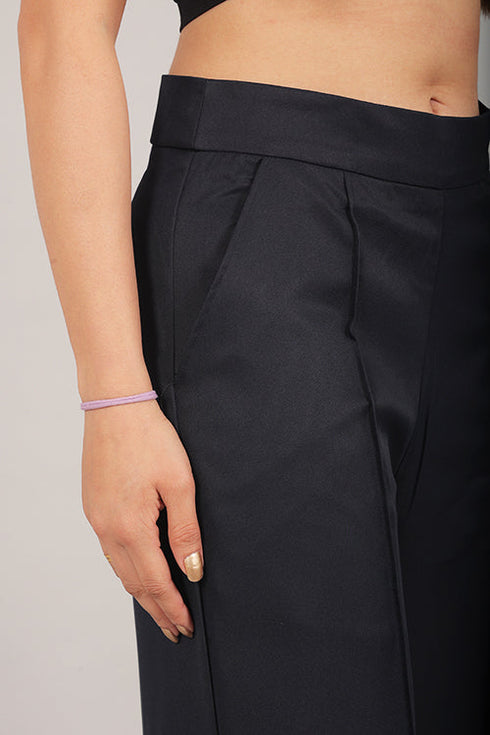 Veshbhoshaa Bluebird Women'S Black Short Bell Bottom Trouser