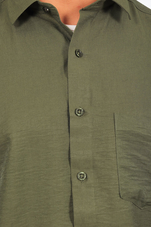 Veshbhoshaa Bluebird Men'S Olive Knitted Plain Shirt