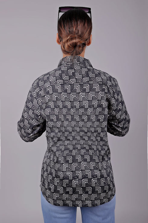 Veshbhoshaa Bluebird Women'S Black Printed Satin Shirt