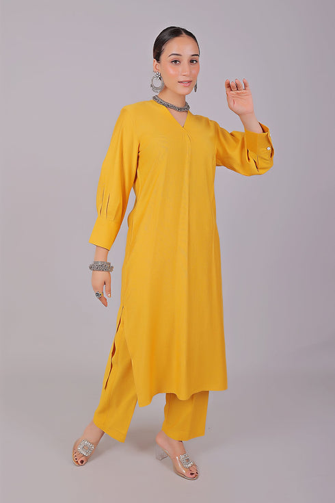 Veshbhoshaa Bluesaanchi Women'S Yellow Kurti With Trouser Pajama Set