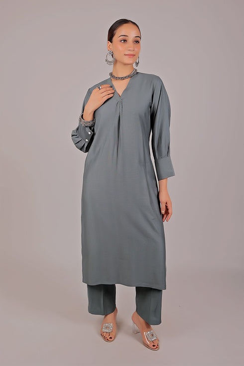 Veshbhoshaa Bluesaanchi Women'S Grey Kurti With Trouser Pajama Set