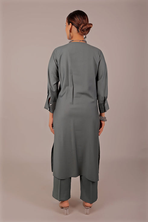 Veshbhoshaa Bluesaanchi Women'S Grey Kurti With Trouser Pajama Set