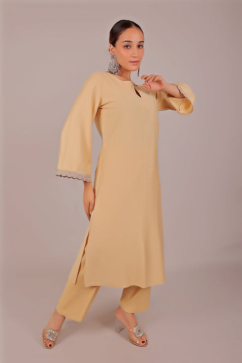 Veshbhoshaa Bluesaanchi Women'S Beige Kurti Pajama Set