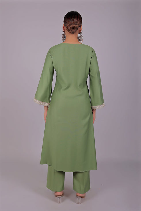 Veshbhoshaa Bluesaanchi Women'S Light Green Kurti Pajama Set