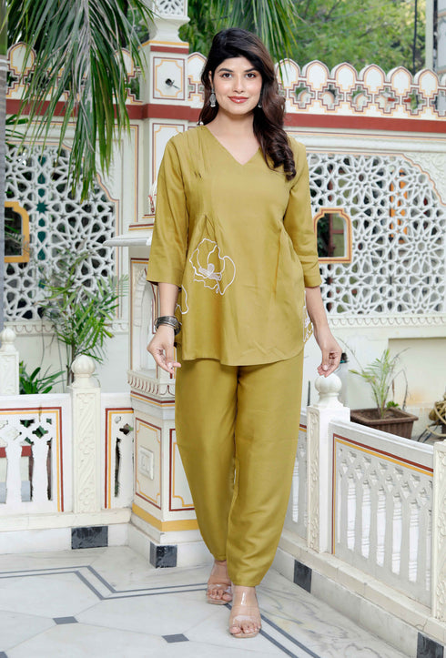 Miravan Womens Mehandi Solid Co Ord Set