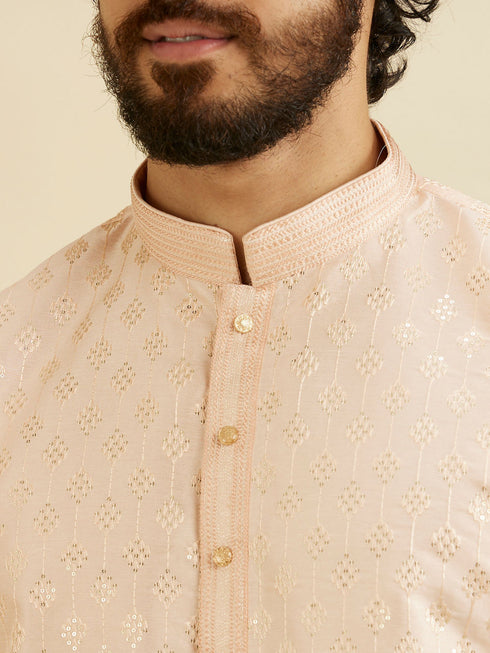 Manyavar Pale Peach Kurta Set with Patra Work