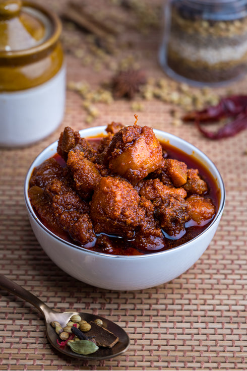 Prakruthi Munagaaku (Moringa) Chicken Pickle