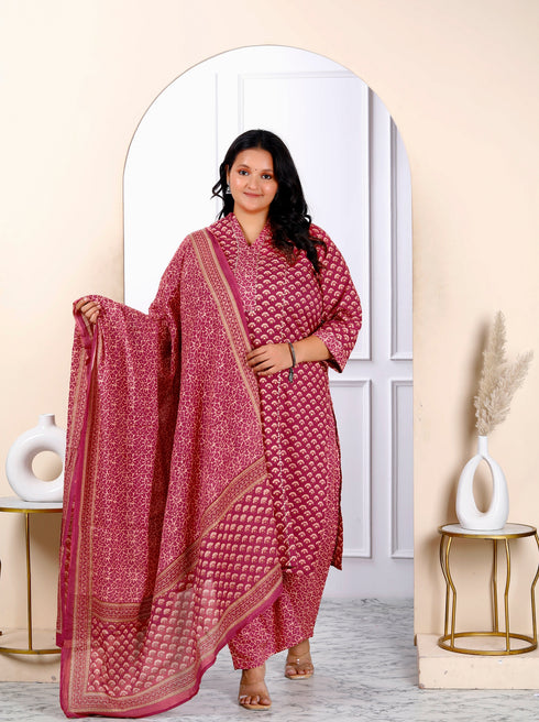 Miravan Womens Plus Size Floral Printed Gota Patti Pink Straight Pure Cotton Kurta And Palazzo With Dupatta Set