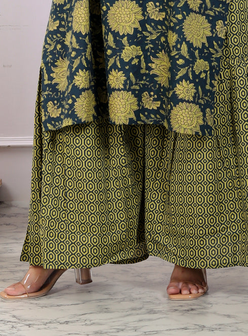 Miravan Womens Plus Size Green Cotton Floral Printed Kurta With Sharara