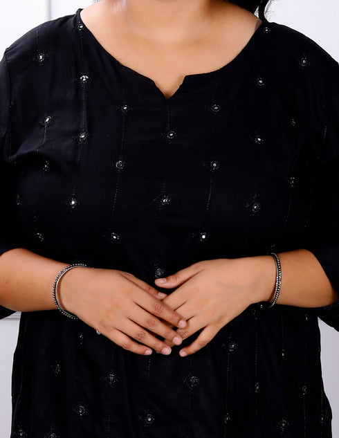 Miravan Womens Plus Size Black Embroidered And Mirror Work Straight Kurti