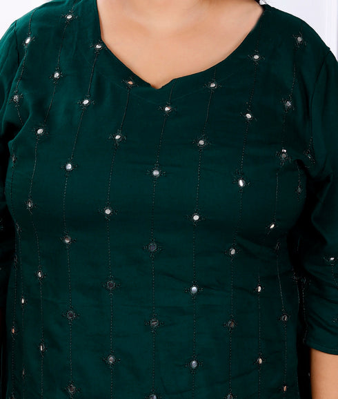 Miravan Womens Plus Size Green Embroidered And Mirror Work Straight Kurti